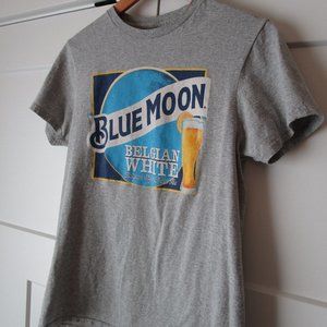 Blue Moon Beer Grey Tshirt- Mens Size Small